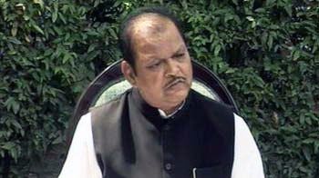 कार्रवाई पर सरकार की सफाई कार्रवाई पर सरकार की सफाई