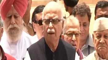 BJP meets President Patil about Ramdev crisis