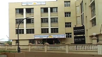 Video : Municipal building turned school