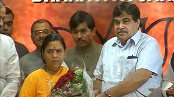 Uma Bharti rejoins BJP after 6 years