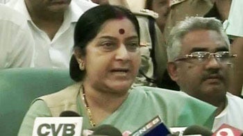 Video : PM, Sonia didn't visit those injured, says Sushma Swaraj