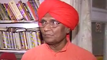 प्रणब से मिले स्वामी अग्निवेश