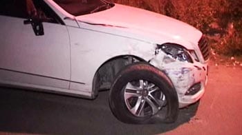 Video : Mercedes runs over Faridabad girl