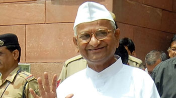 After slugfest, Lokpal panel meets today