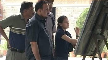 डीयू ने जारी की कट ऑफ लिस्ट