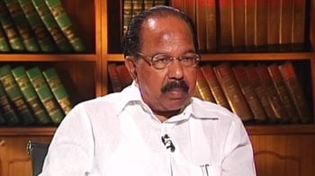Veerappa Moily on the war over lokpal bill