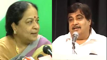 Sonia fighting corruption is like Pak fighting terror, says Gadkari
