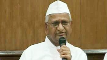 Video : Anna Hazare warns of second fast