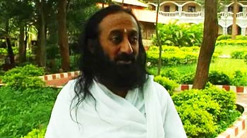 Don't believe in fast protest: Sri Sri Ravi Shankar