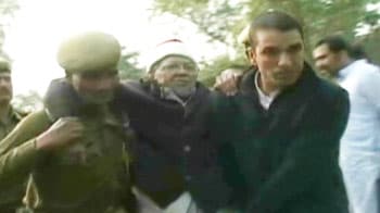 Video : Supreme Court judge asks PM to release Pak prisoner