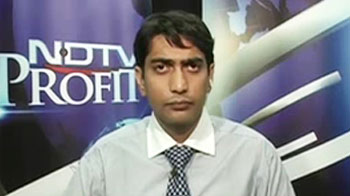 Hold Hindalco, Tata Steel: Analysts