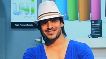 Apple fan boy Vivek Oberoi gets candid