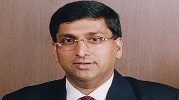 Speculative activity driving stocks lower: GTL