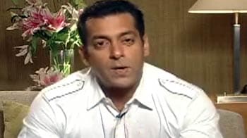 Video : Salman: Apples give me acidity