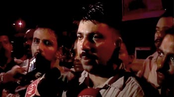 Mayawati's cops attack journalists Mayawati's cops attack journalists