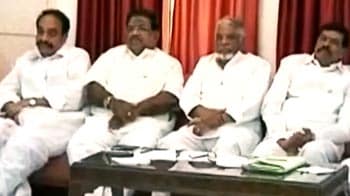 Video : Telangana's Congress lawmakers to resign en masse on July 4