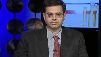 Equity funds, MFs better than property buy