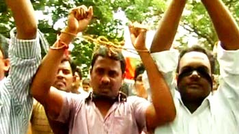 Telangana bandh: Tension at Osmania University Telangana bandh: Tension at Osmania University