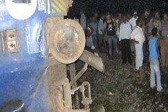 Blast derails Puri-Guwahati Express, 40 injured Blast derails Puri-Guwahati Express, 40 injured