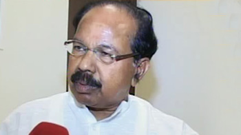 'निहित स्वार्थों के चलते हटाया मुझे'