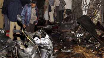 Videos : मुंबई में सीरियल धमाके