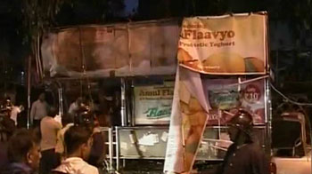 At Dadar, splattered blood and shattered glass At Dadar, splattered blood and shattered glass