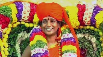Video : Nithyananda's flop show: Where nobody levitated