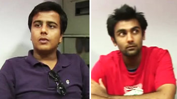 5 लड़कों की सूझबूझ से बचीं 355 जानें