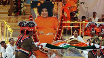 कितना कुछ छोड़ गए हैं सत्य साईं