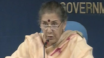 Lokpal Bill: Cabinet keeps PM out, Anna's version dumped