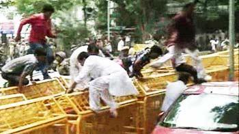 CWG mess: BJP protest in Delhi turns violent