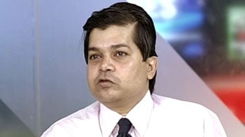 Sell on rallies: Edelweiss Advisors