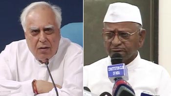 Anna vs Govt: All out war