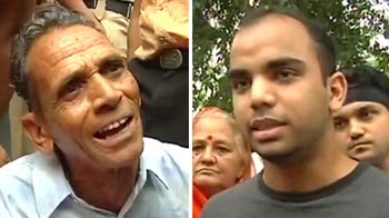 Anna's supporters - from aam aadmi to NRIs