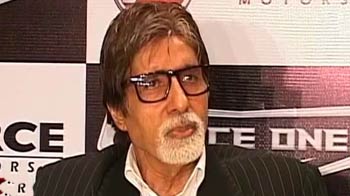 The Big B rallies for Anna Hazare