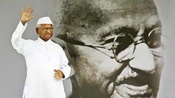 Anna Hazare's fast enters sixth day, more supporters join in