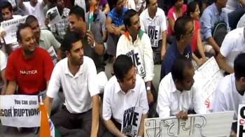 Indians in Toronto extend support to Anna