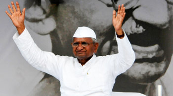Anna wants PM, Rahul Gandhi or senior minister as negotiator