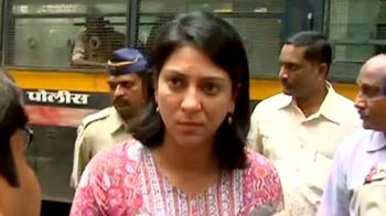 Congress MPs offer support for Anna