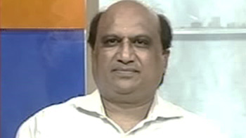 Why India lags in smartphone market?