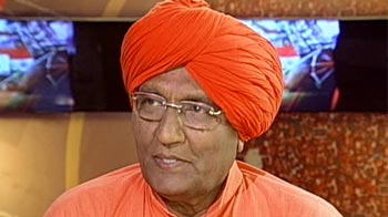 'Anna should keep promise and end fast'