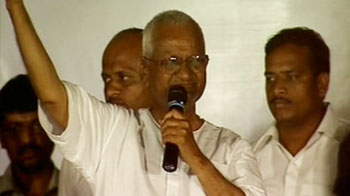 Talks collapse; don't stop them from taking me away, says Anna