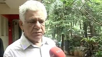 Video : Om Puri apologises for remarks on MPs