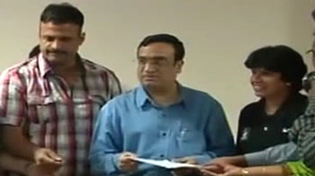 80 sportspersons back Maken, write to PM