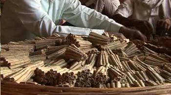 Video : Illegal bidi trade: The multi-crore swindle