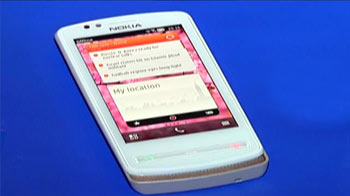 Cell Guru reviews Nokia 700, BlackBerry Torch 9810