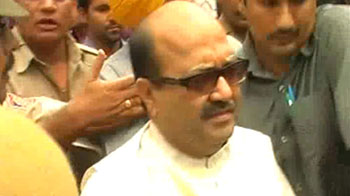 Amar Singh arrested, sent to Tihar in cash-for-votes case