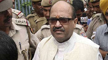 Video : Amar Singh granted bail in cash-for-votes scam