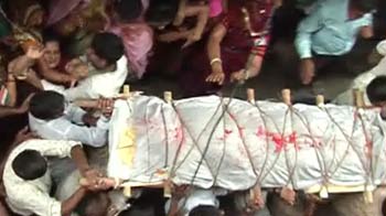 एक ही परिवार के दो की मौत