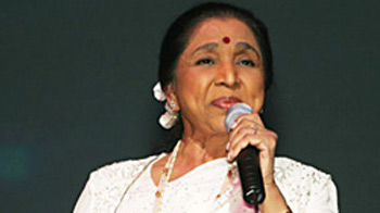 अनोखी है आशा भौंसले की आवाज...